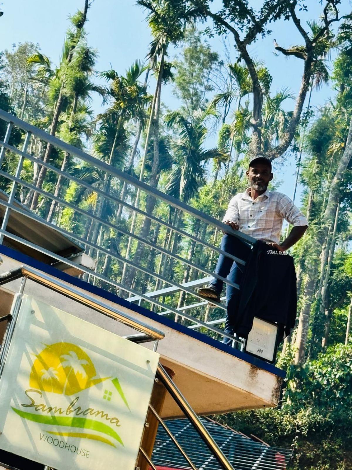 Villa Sambrama Wood House Madikeri Esterno foto